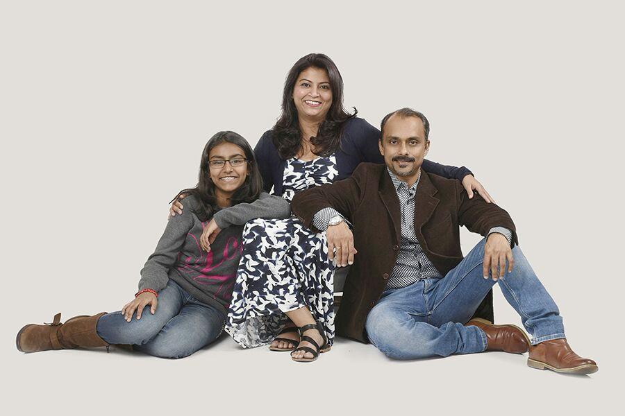 Middle Sister Family: Hitesh, Sonal & Ridhima (Daughter)