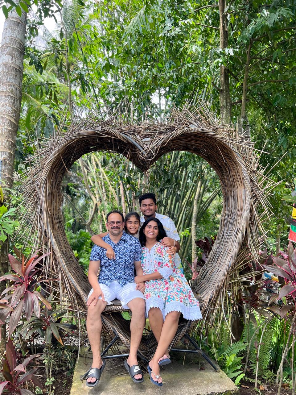 Eldest Sister Family: Dr. Toral , Dr Nilesh, Kshitij (Son) & Tvisha (Daughter).